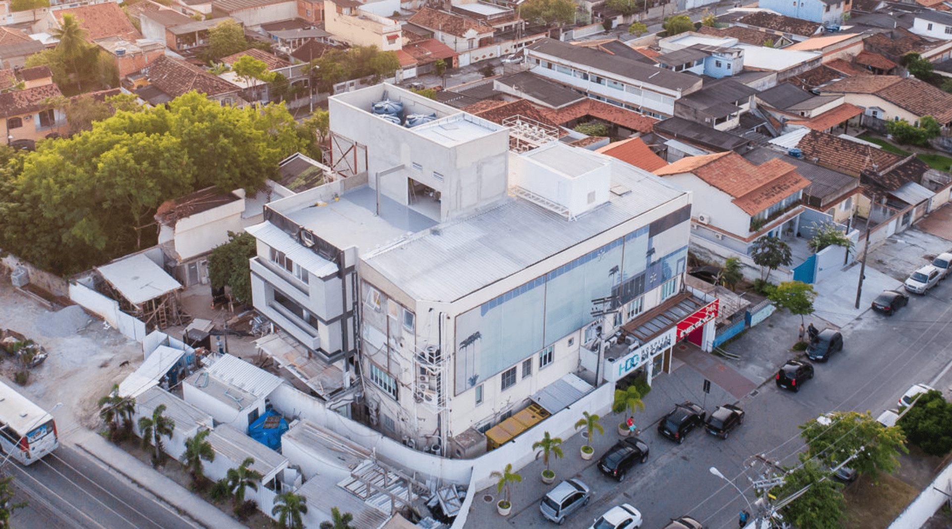 Hospital Di Camp opta pela MV